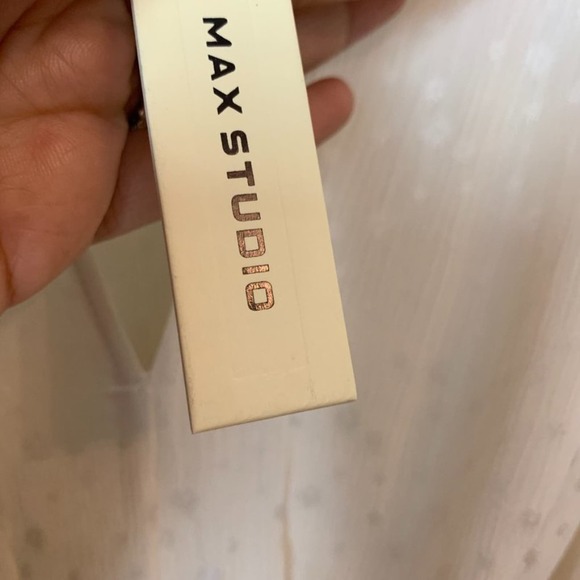 Max Studio Ivory Short Sleeve Blouse NWT - Picture 5 of 10